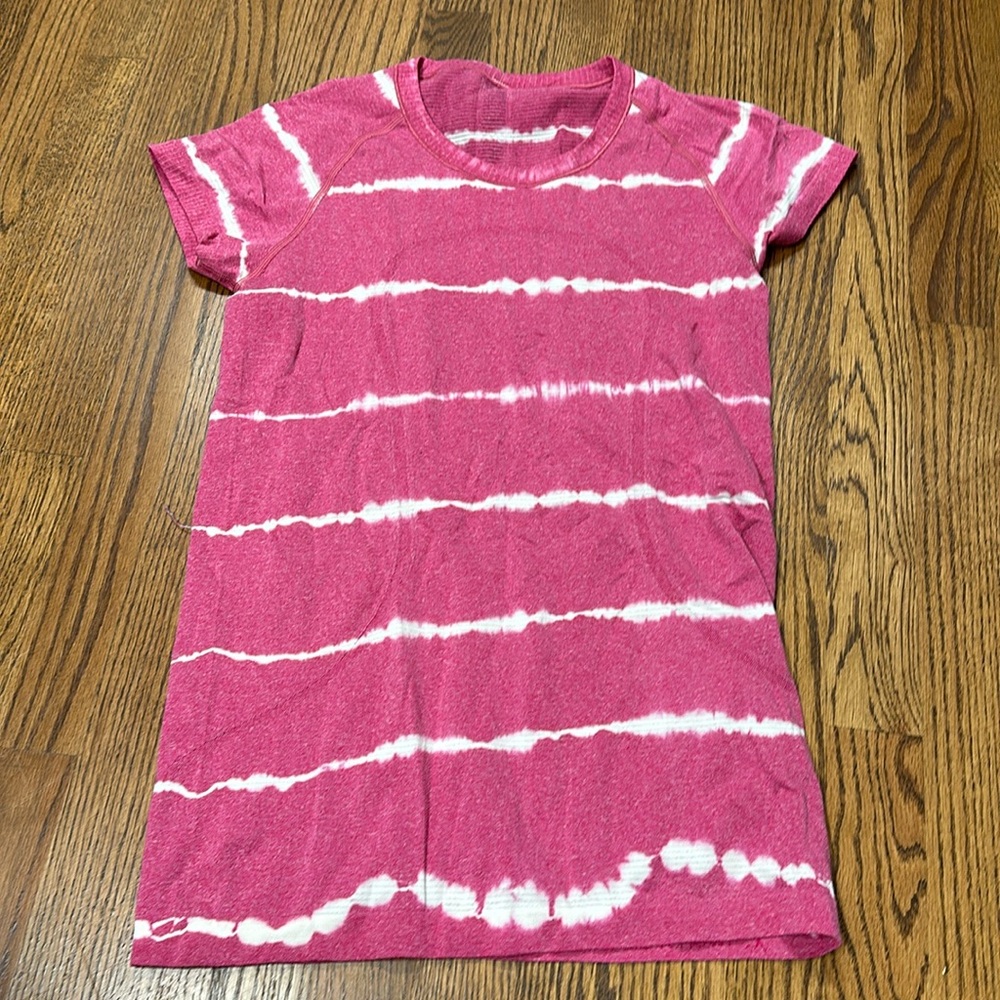 Lululemon top